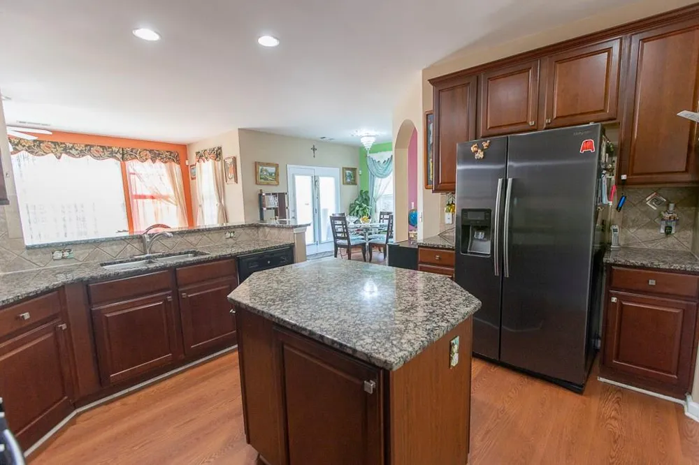 300 Hampton Place Canton, GA 30115