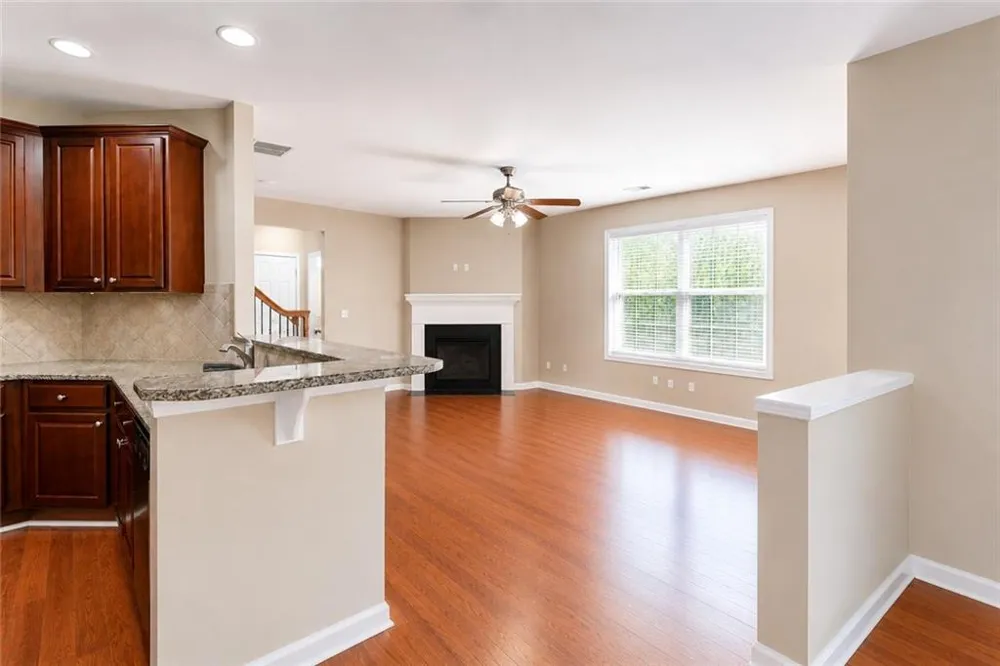 300 Hampton Place Canton, GA 30115