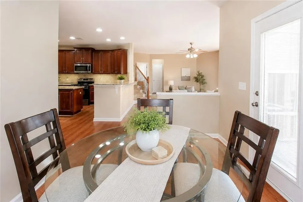 300 Hampton Place Canton, GA 30115