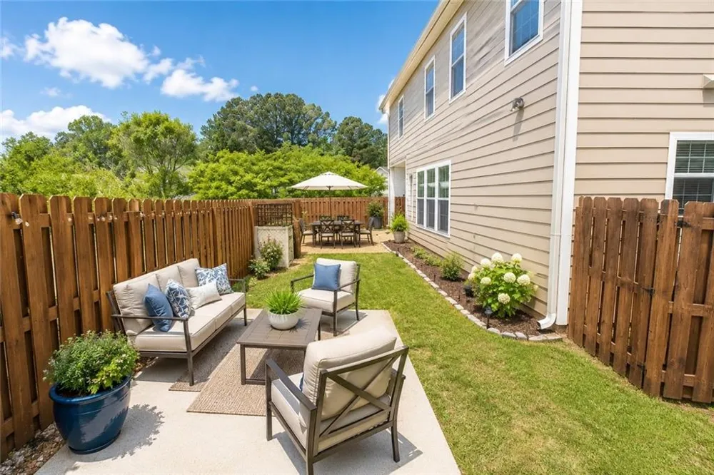 300 Hampton Place Canton, GA 30115