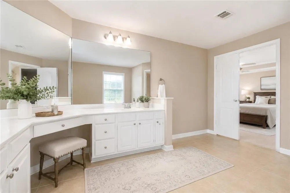 300 Hampton Place Canton, GA 30115