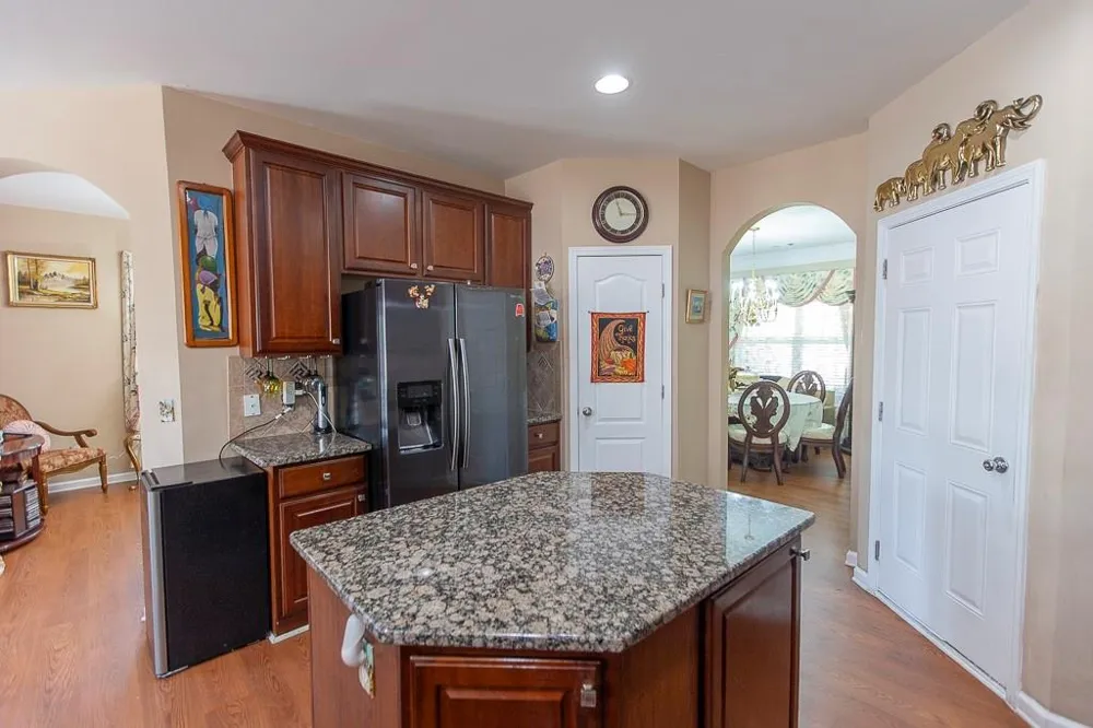 300 Hampton Place Canton, GA 30115