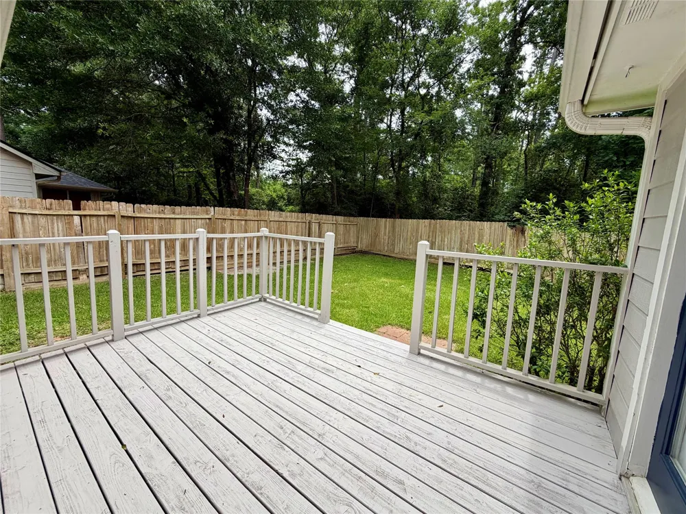 4006 Hunnington Drive Conroe, TX 77303