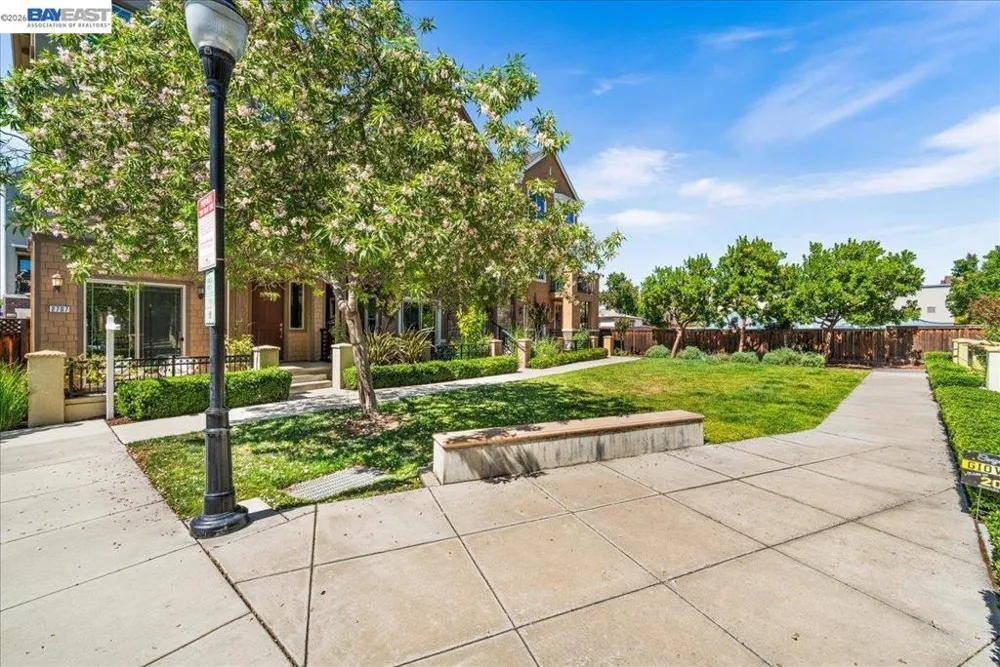 2707 Hollingbury Livermore, CA 94550