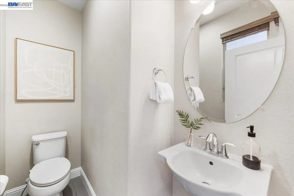 2707 Hollingbury Livermore, CA 94550
