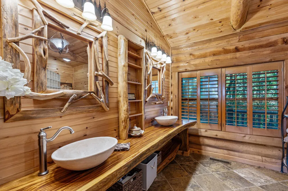 260 Observation Lane Blue Ridge, GA 30513