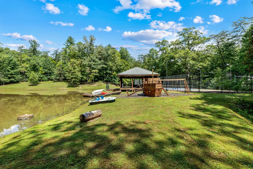 260 Observation Lane Blue Ridge, GA 30513