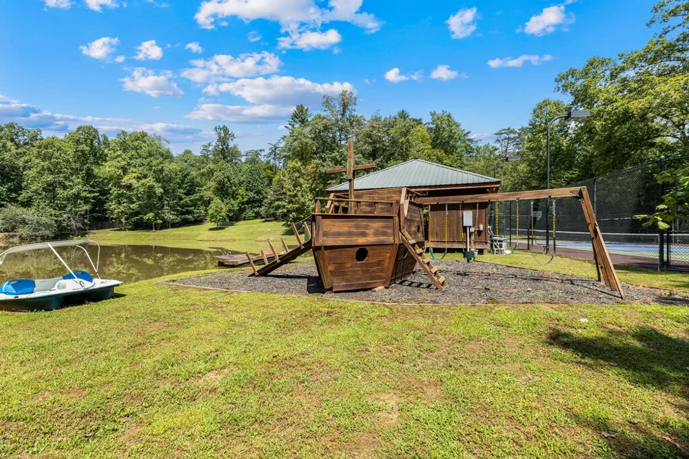260 Observation Lane Blue Ridge, GA 30513