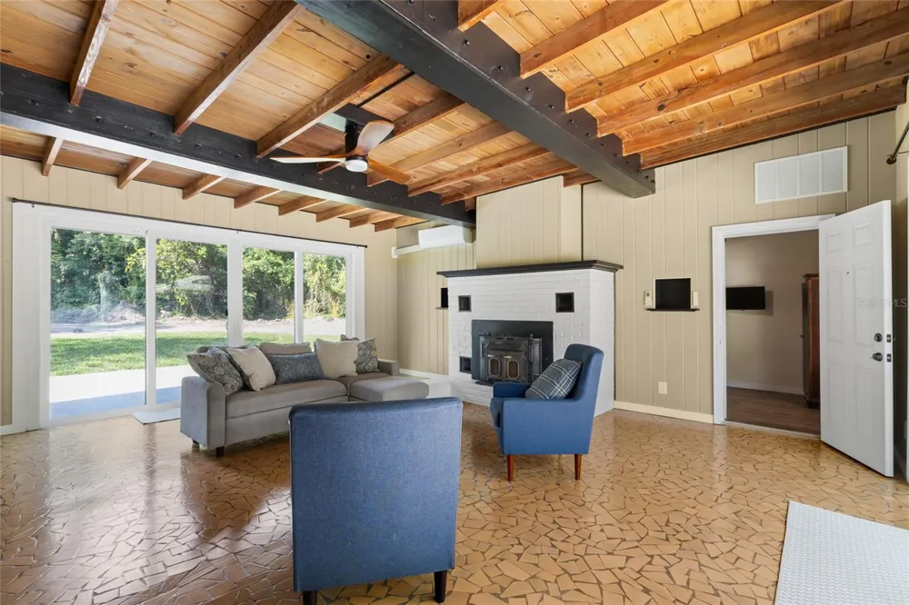 1524 SW 37TH AVENUE Gainesville, FL 32608