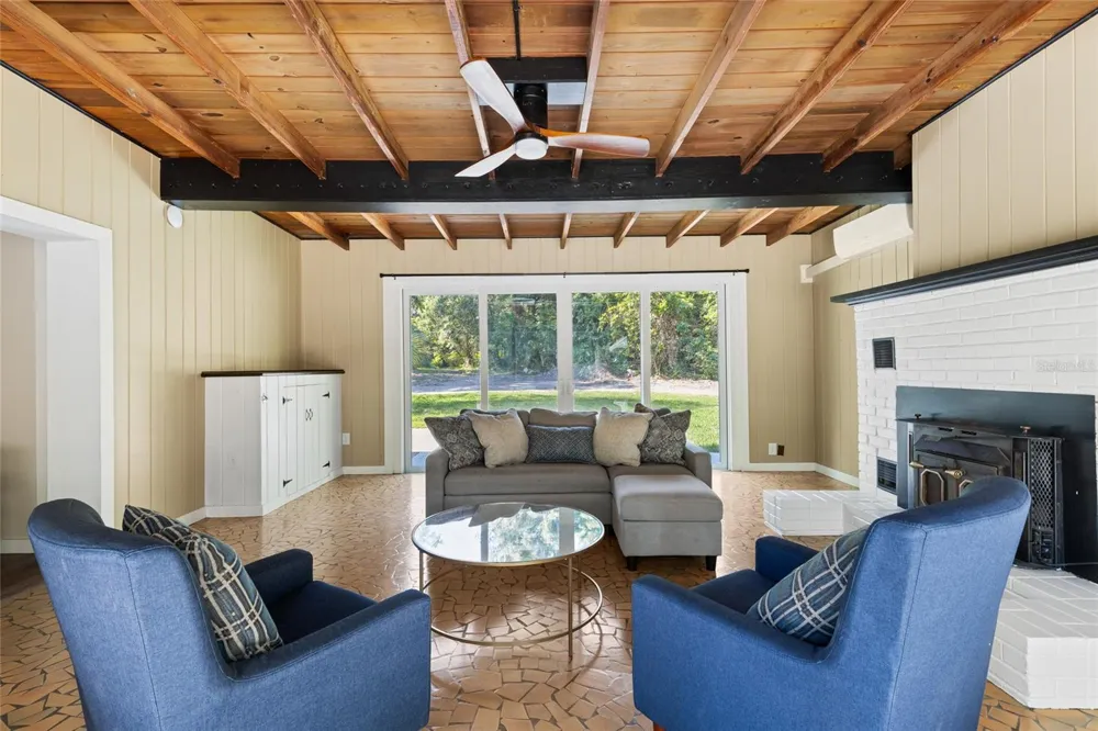 1524 SW 37TH AVENUE Gainesville, FL 32608
