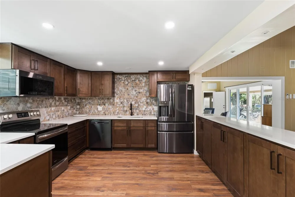 1524 SW 37TH AVENUE Gainesville, FL 32608