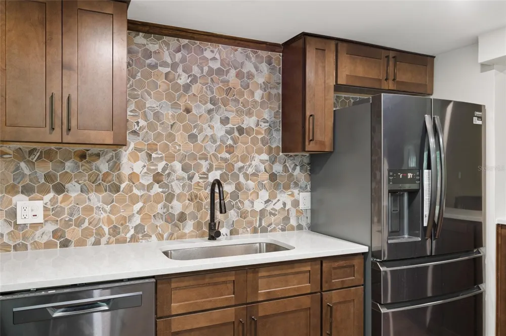 1524 SW 37TH AVENUE Gainesville, FL 32608