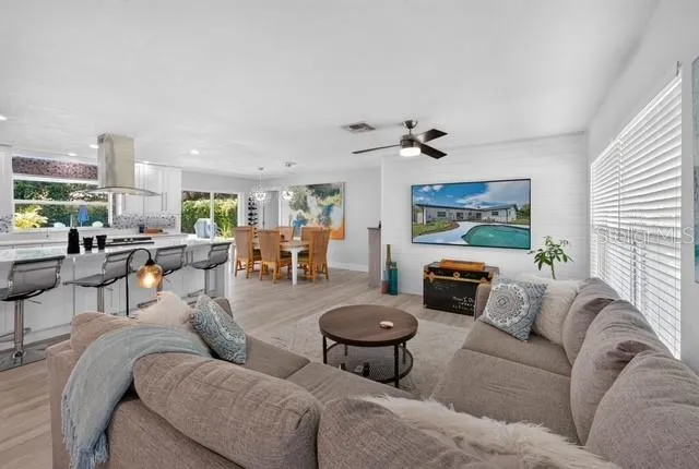 1321 CARLTON STREET Longwood, FL 32750