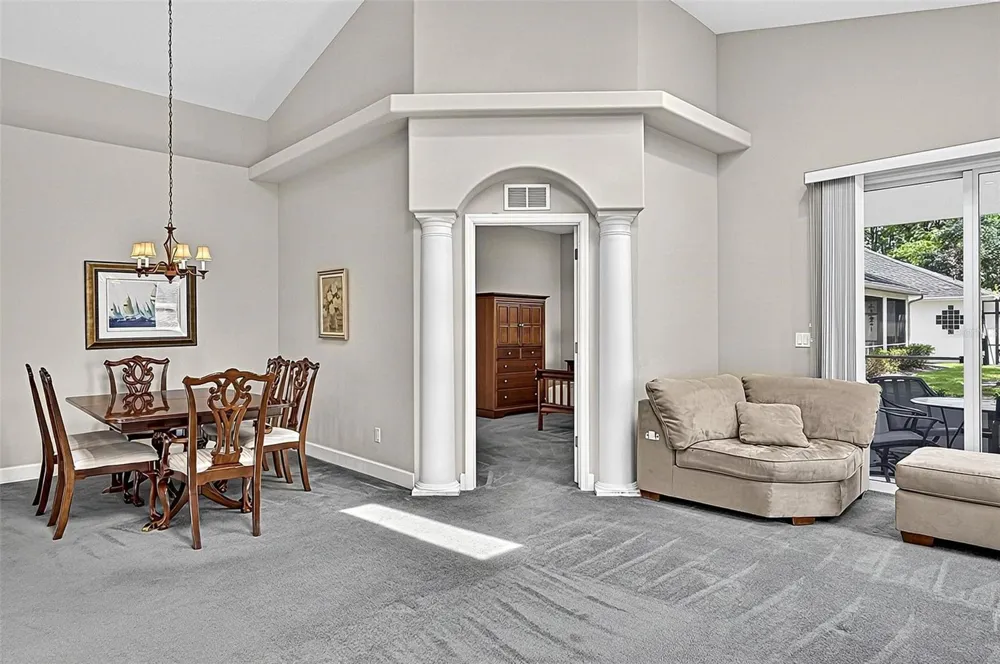 42 W WATERSIDE PKWY Palm Coast, FL 32137