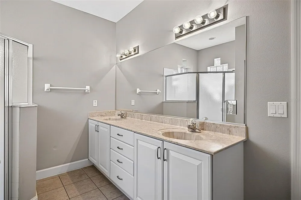 42 W WATERSIDE PKWY Palm Coast, FL 32137
