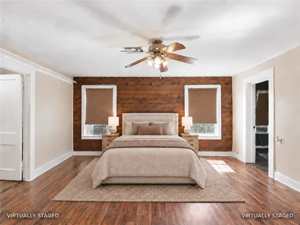324 E King Rockport, TX 78382