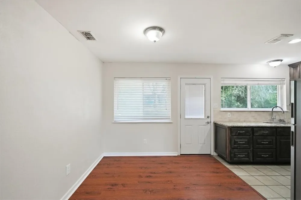 1307 William Street George West, TX 78022