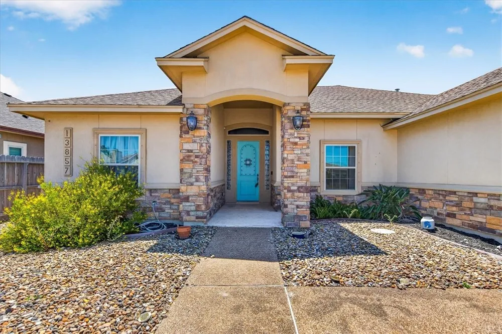 13857 Laffite Drive Corpus Christi, TX 78418