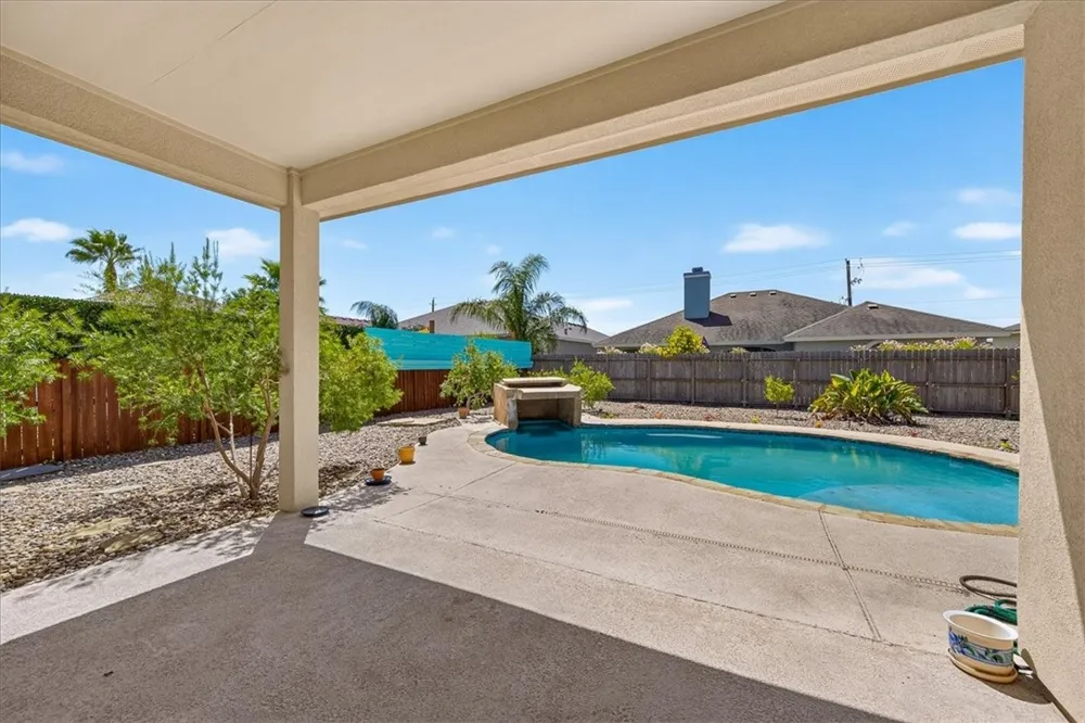 13857 Laffite Drive Corpus Christi, TX 78418