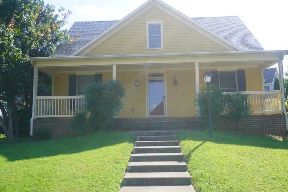 712 Mount Vernon Dr Clarksville, TN 37043