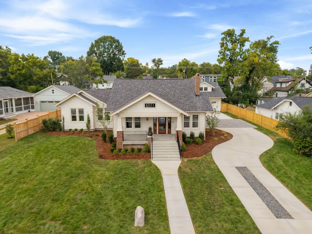 2518 Ashwood Ave Nashville, TN 37212