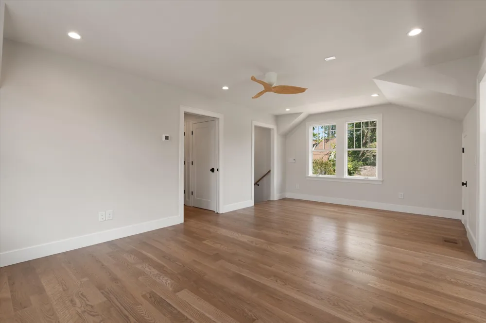 2518 Ashwood Ave Nashville, TN 37212