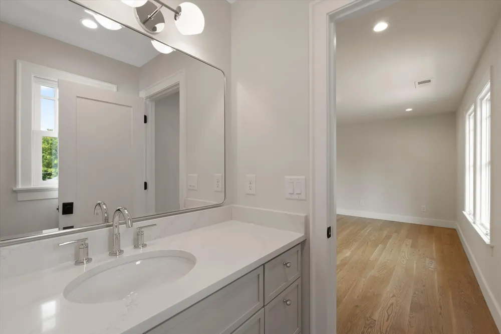 2518 Ashwood Ave Nashville, TN 37212