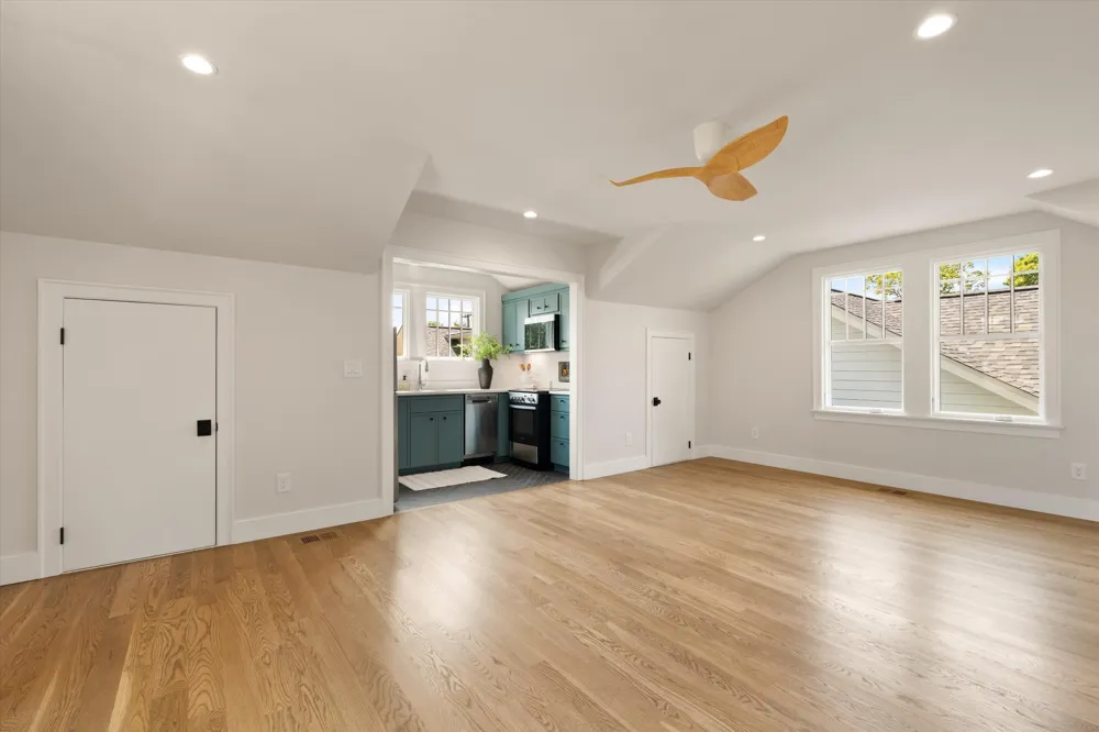2518 Ashwood Ave Nashville, TN 37212