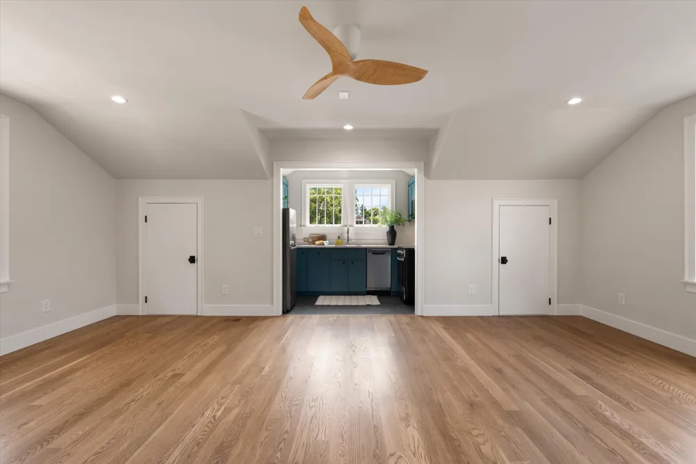 2518 Ashwood Ave Nashville, TN 37212