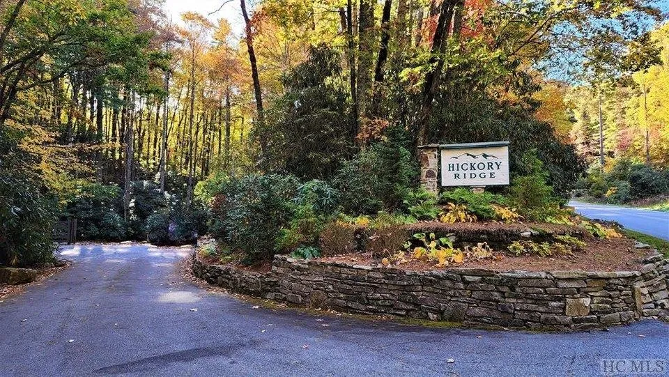 6 Old Ford Road Cashiers, NC 28717