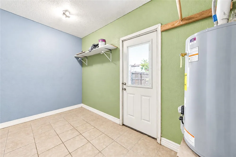 1009 Wisconsin Street South Houston, TX 77587