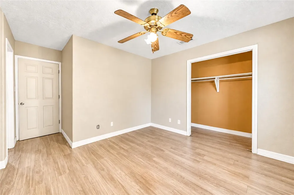 1009 Wisconsin Street South Houston, TX 77587