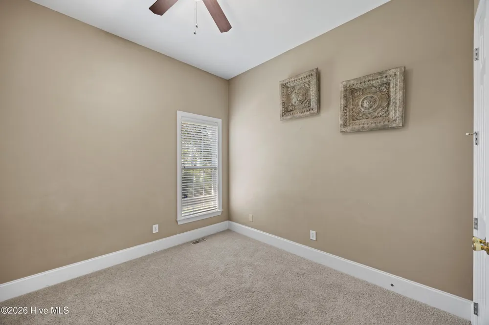 5212 Crosswinds Drive Wilmington, NC 28409