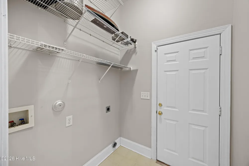5212 Crosswinds Drive Wilmington, NC 28409