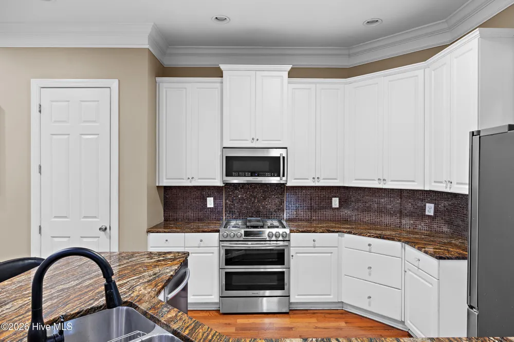 5212 Crosswinds Drive Wilmington, NC 28409