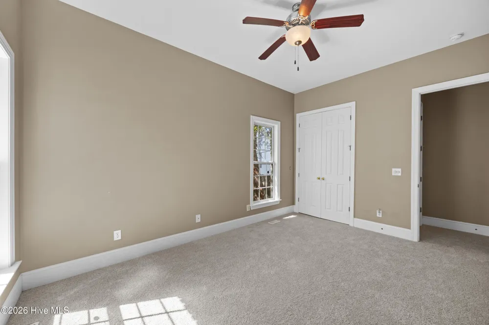 5212 Crosswinds Drive Wilmington, NC 28409