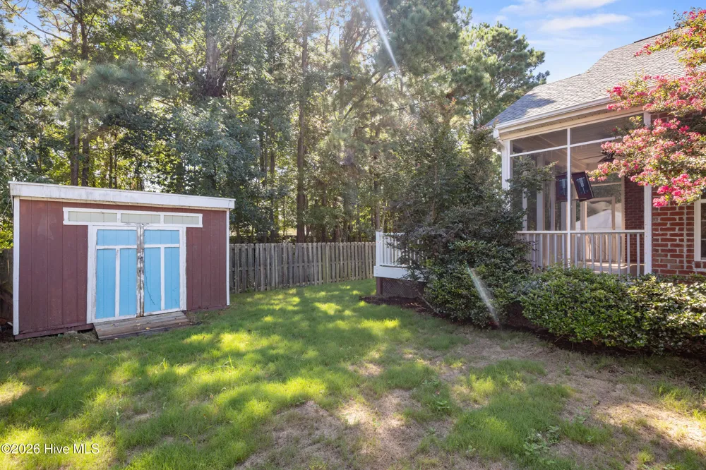 5212 Crosswinds Drive Wilmington, NC 28409