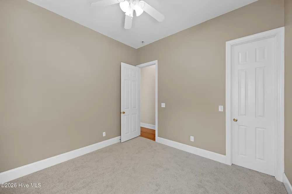 5212 Crosswinds Drive Wilmington, NC 28409