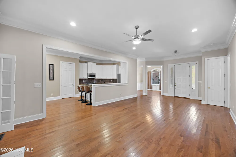5212 Crosswinds Drive Wilmington, NC 28409
