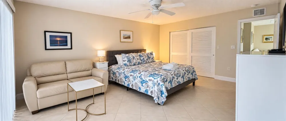 3541 NE OCEAN BOULEVARD #4 Hutchinson Island, FL 34957
