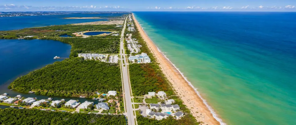 3541 NE OCEAN BOULEVARD #4 Hutchinson Island, FL 34957