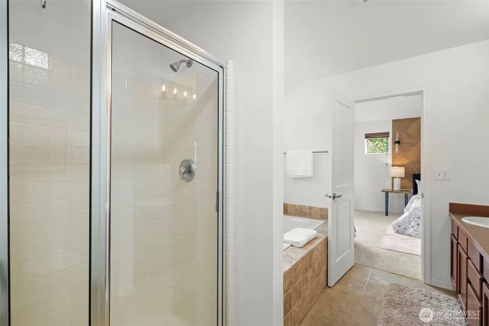 907 141st Place SW Lynnwood, WA 98087
