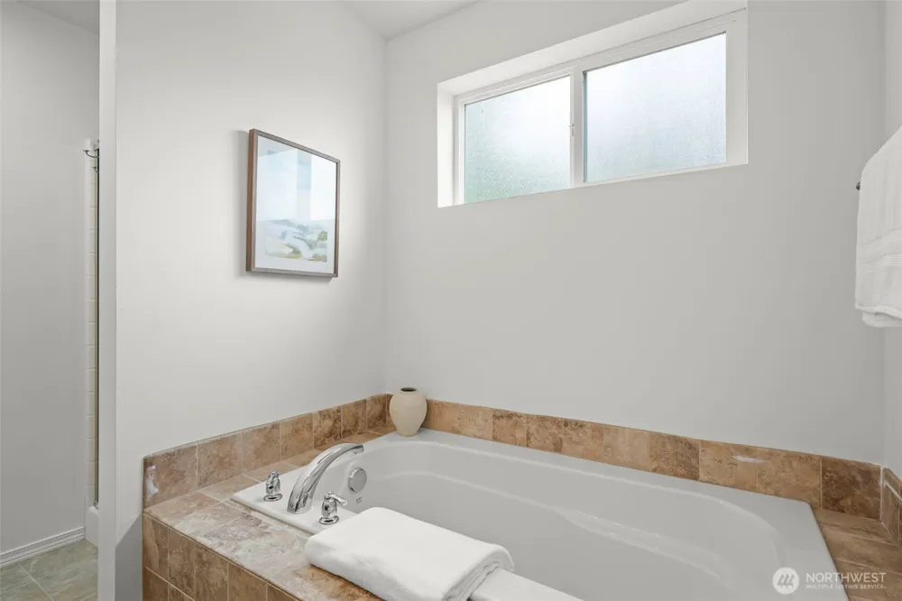 907 141st Place SW Lynnwood, WA 98087