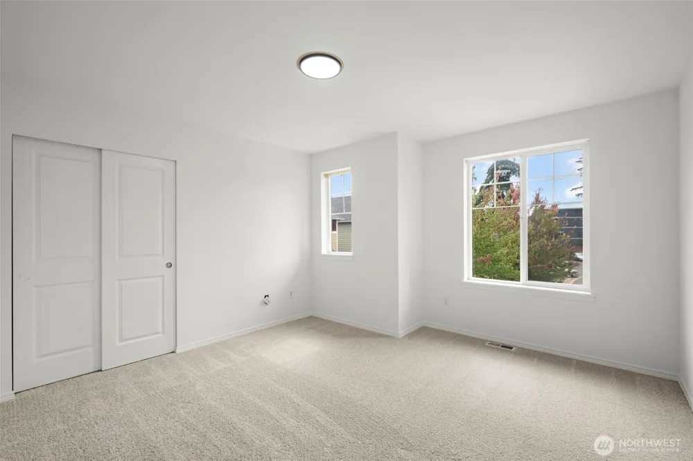 907 141st Place SW Lynnwood, WA 98087
