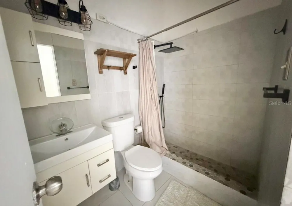 4824 LA MERCED EXT. PUNTO ORO Ponce, PR 00728