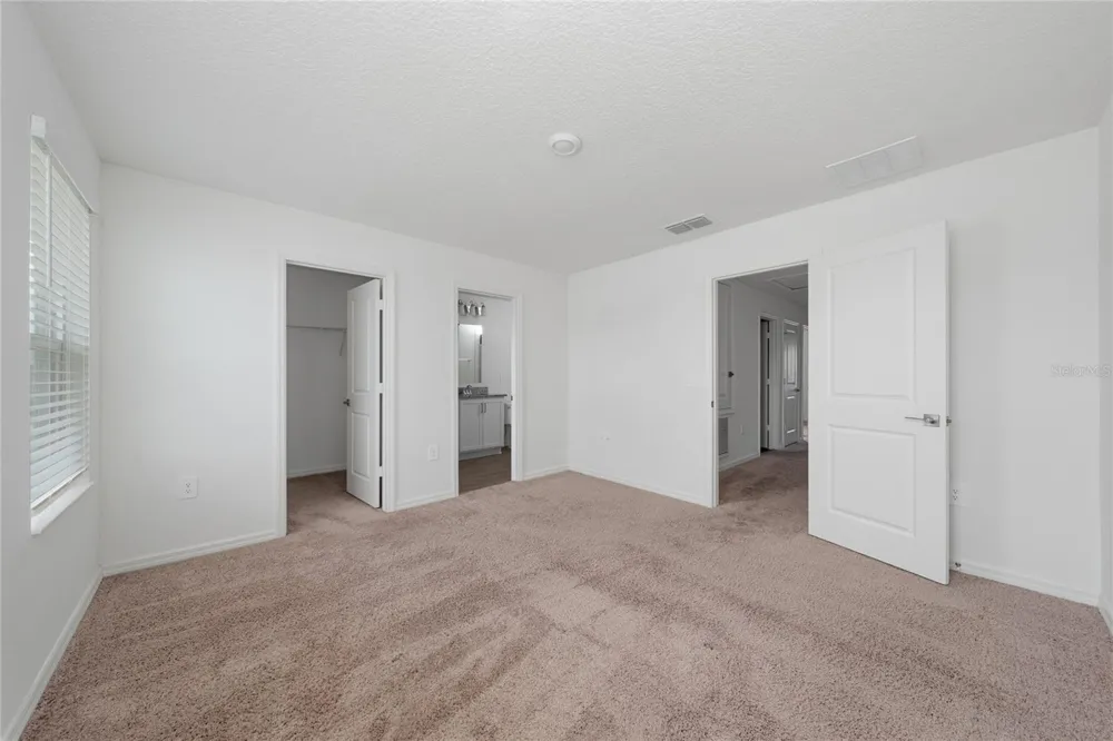 9425 WESTSIDE HILLS DRIVE Davenport, FL 33896