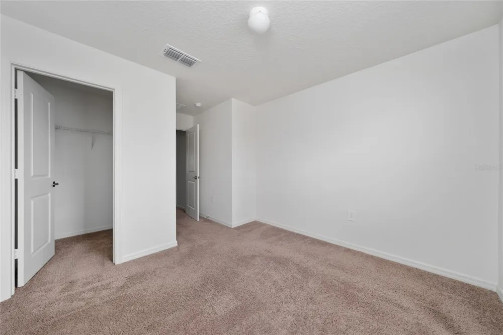 9425 WESTSIDE HILLS DRIVE Davenport, FL 33896