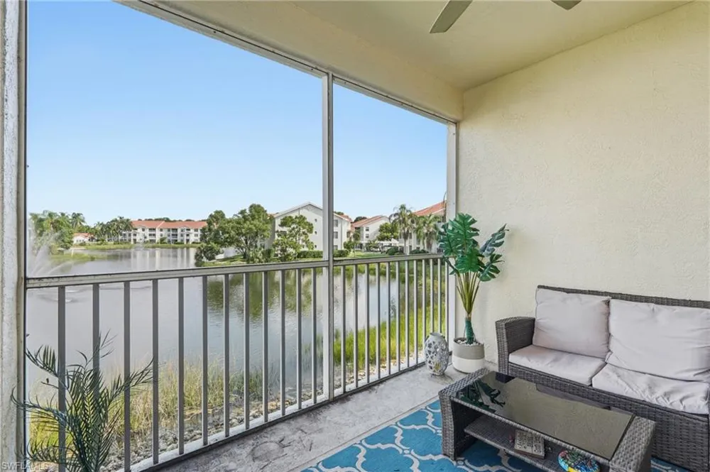 4670 Saint Croix Lane #627 Naples, FL 34109