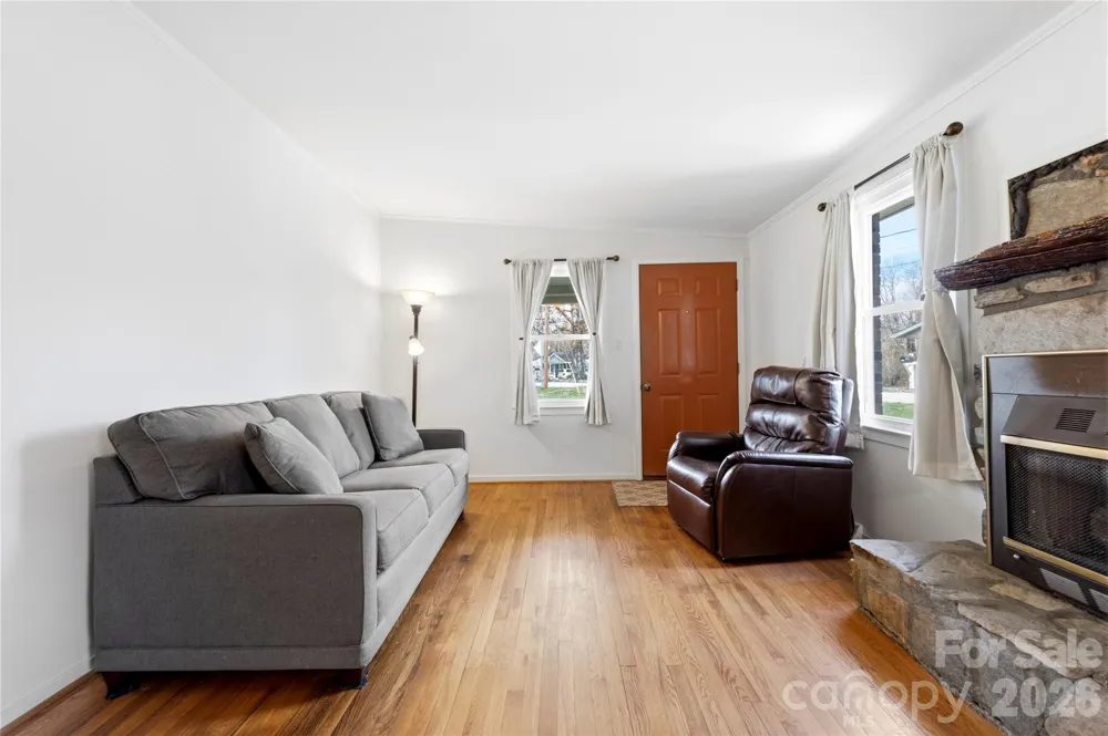 429 Jack Street Hendersonville, NC 28792