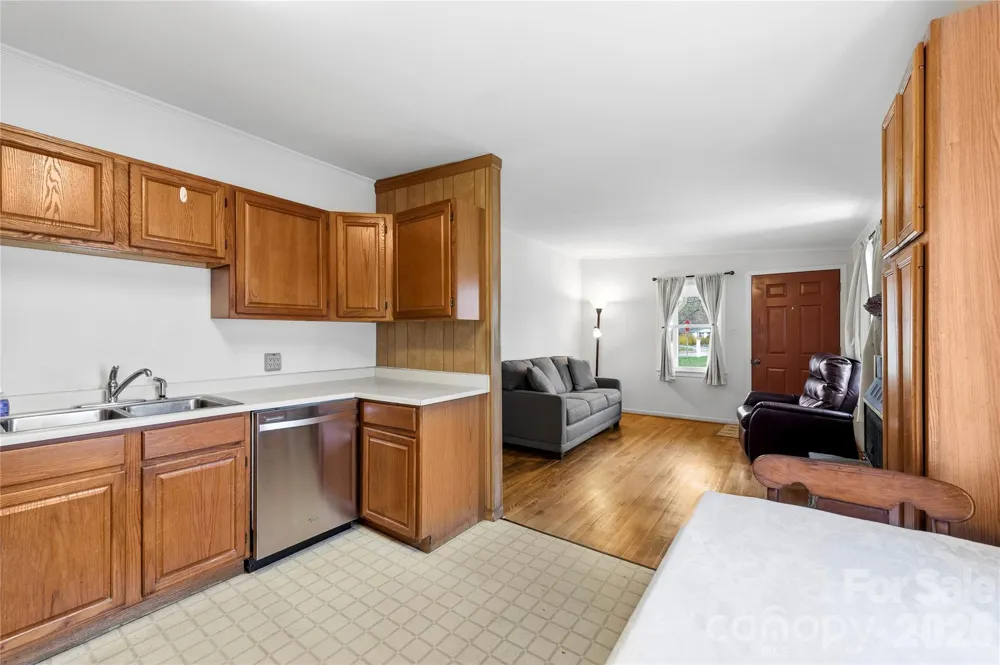 429 Jack Street Hendersonville, NC 28792